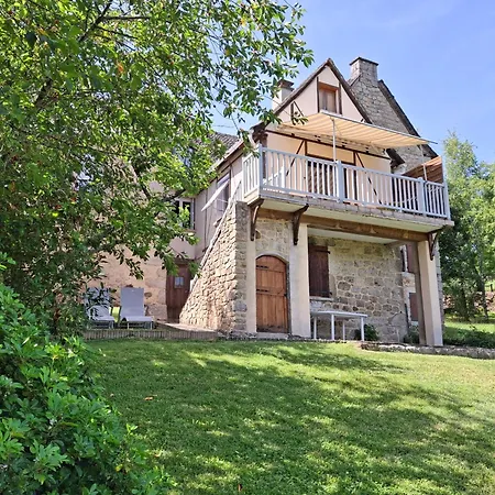 Maison Calme Pes De Conques En Rouergue بيت للعطل *
